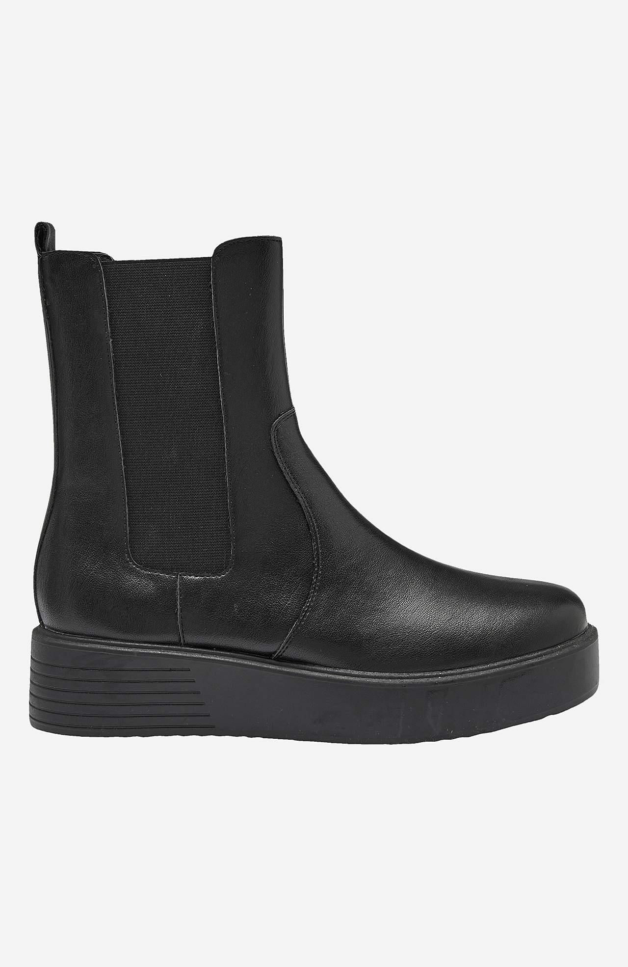 Bota z umělé kůže