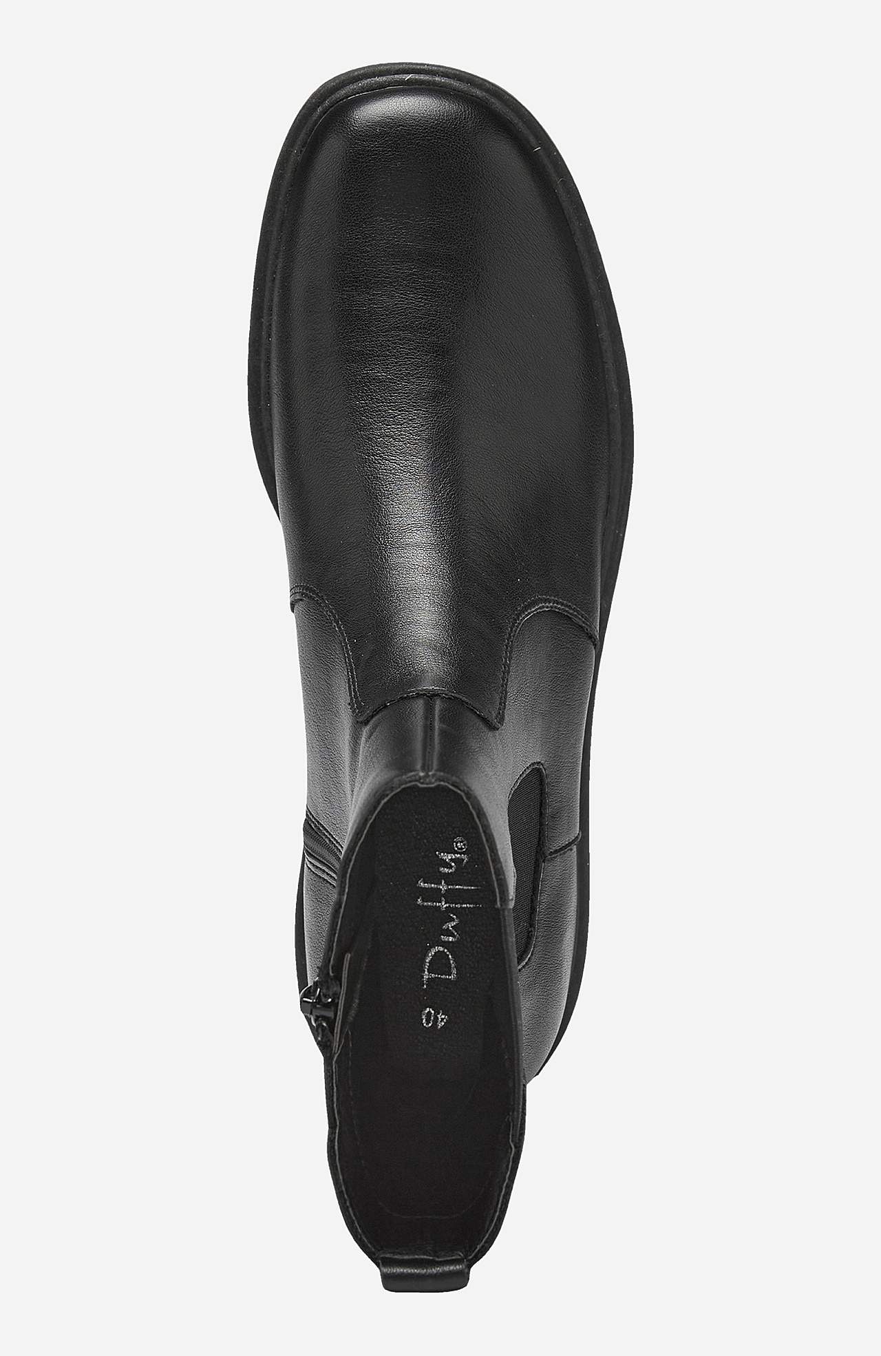 Bota z umělé kůže