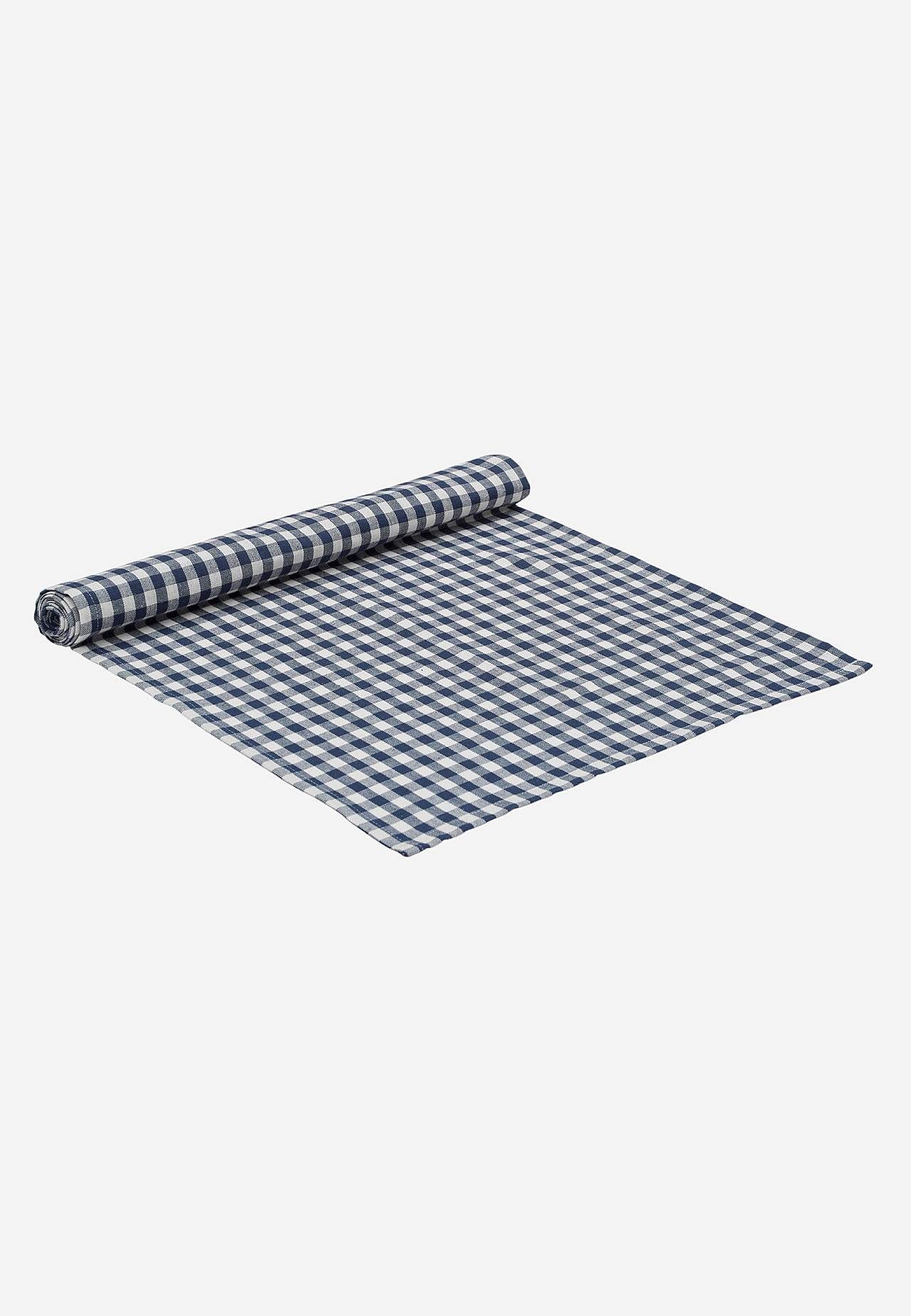 Tkaný a mřížkovaný ubrus na stůl