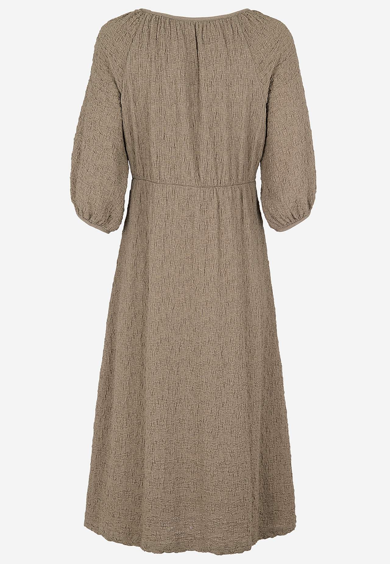 Žerzejové šaty se strukturou